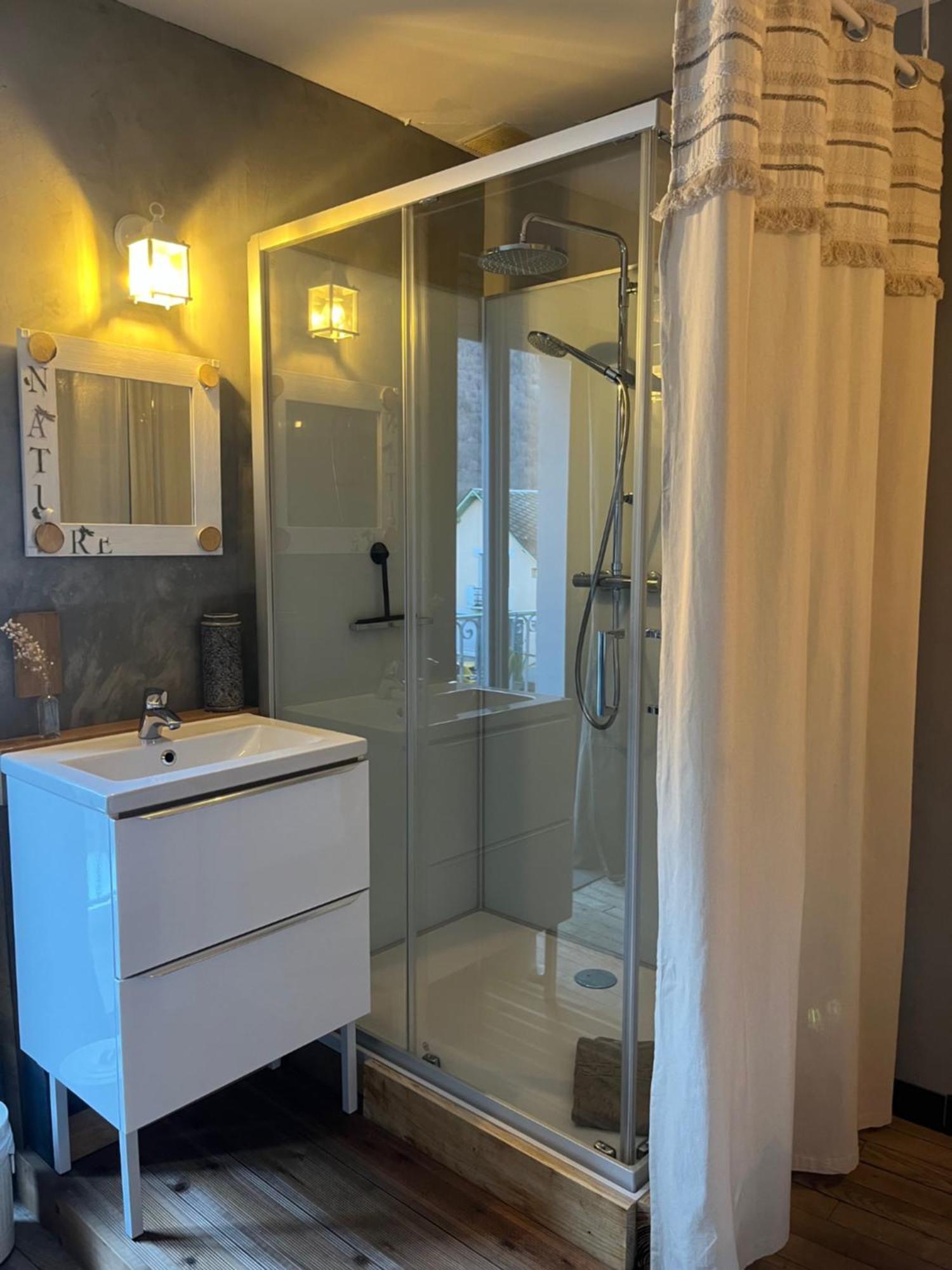 Les Remparts Apartment Luz-Saint-Sauveur Room photo